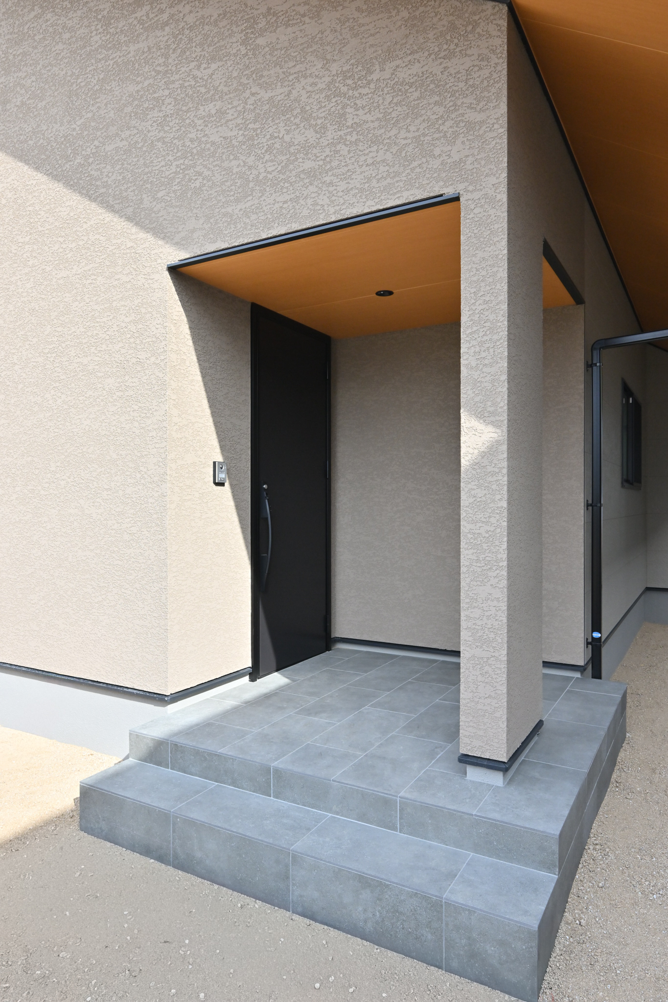 家事ラク動線を追求した、ナチュラルでストレスフリーな住まい。